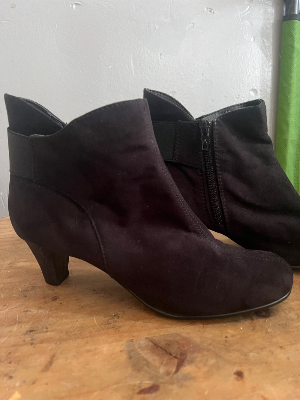 AEROSOLES Black Faux Suede Ankle Booties with Side Zip